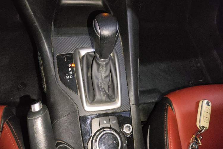 Used Mazda Mazda 3 Axela 2017 Sedan 1.5L Automatic Comfort Model Emission Standard China V