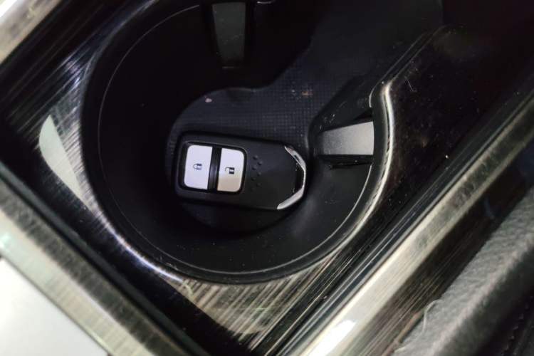 Used Honda Jade 2017 1.8L automatic Comfort version 5 seats