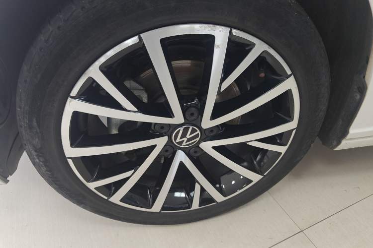 Used Volkswagen Lavida 2021 280TSI DSG Luxury Edition
