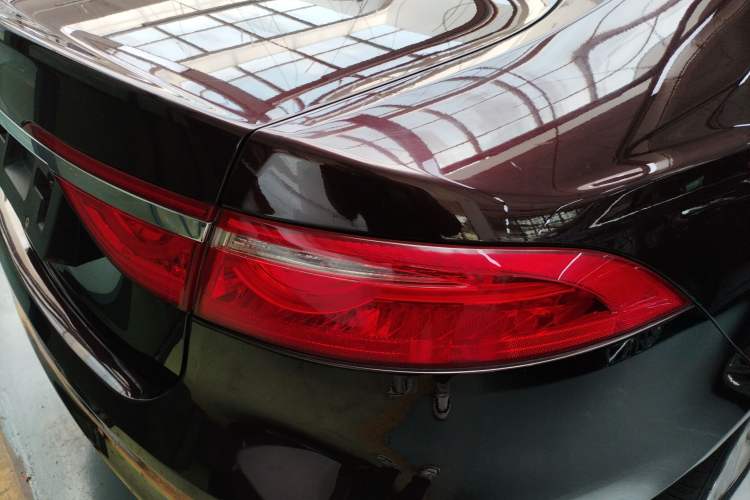 Used Jaguar XFL 2018 XFL 2.0T 250 PS Luxury Edition