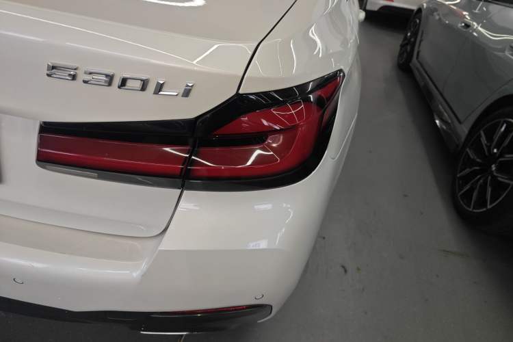 Used BMW 5 Series 2021 530Li Leading Model M Sport Package
