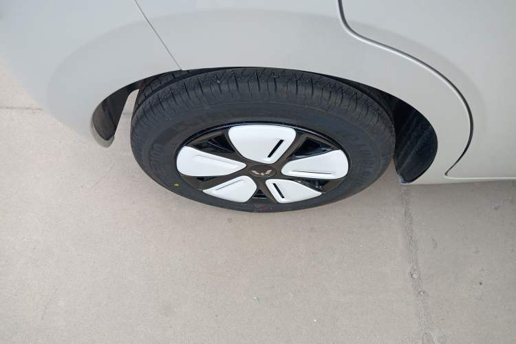 Used Wuling Hongguang MINIEV 2025 Four-Door Version Advanced Edition