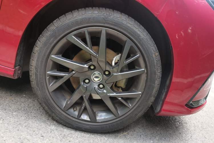 Used Dongfeng Aeolus Yixuan 2020 230T Automatic Glare-Proof Dark Knight Edition
