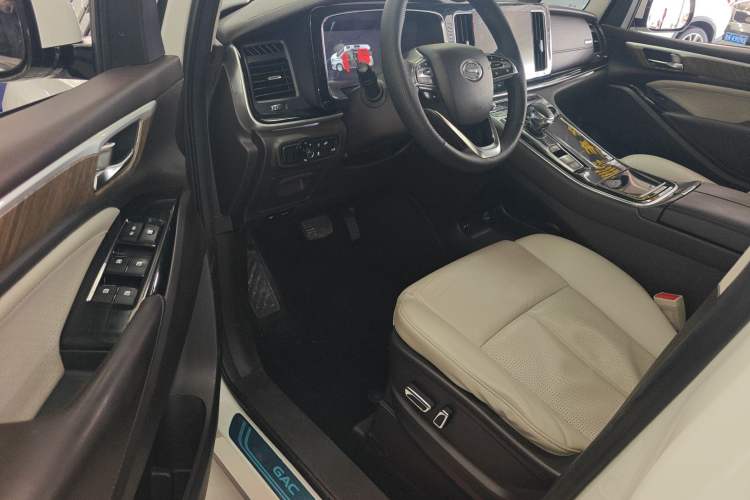 Used GAC Trumpchi M8 2021 Lingxiu Series 390T Deluxe Edition