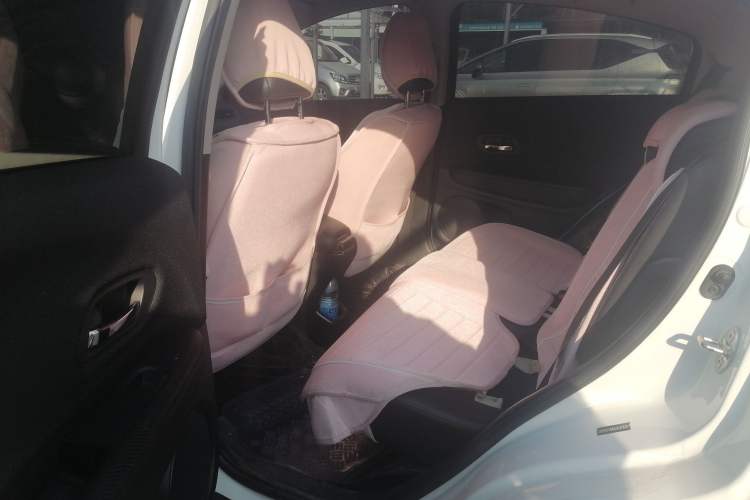 Used Honda Vezel 2020 1.5L CVT Pioneer Edition