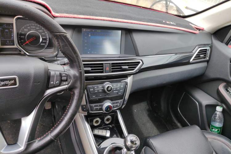 Used Zotye Domy X5 2017 Platinum Edition 1.5T Manual Luxury Model
