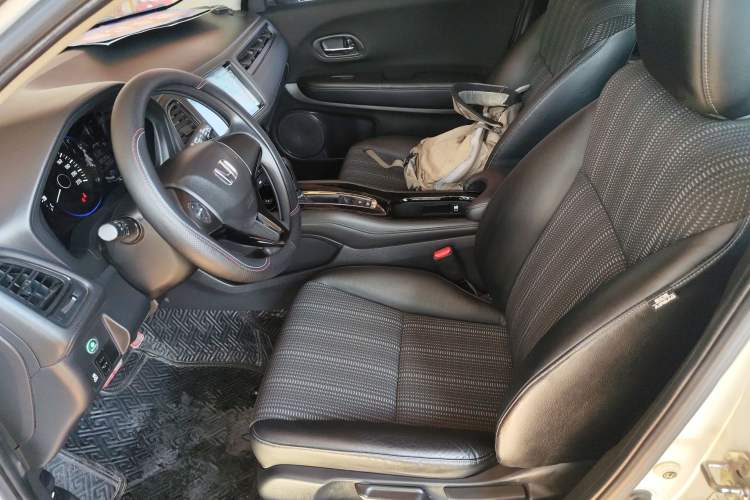 Used Honda Vezel 2017 1.8L CVT Front-Wheel Drive Pioneer Edition