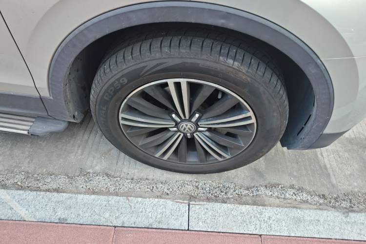 TDK.VehicleDetails.img