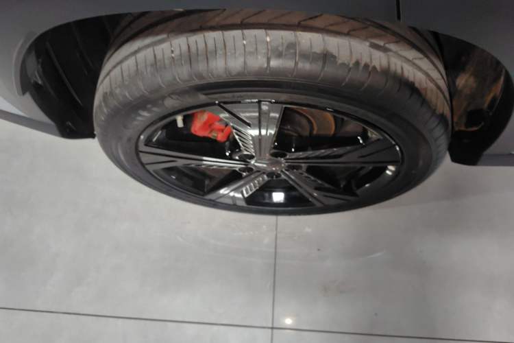 Used Geely Auto Emgrand X7 Sport 2024 1.5TD Prestige Edition
