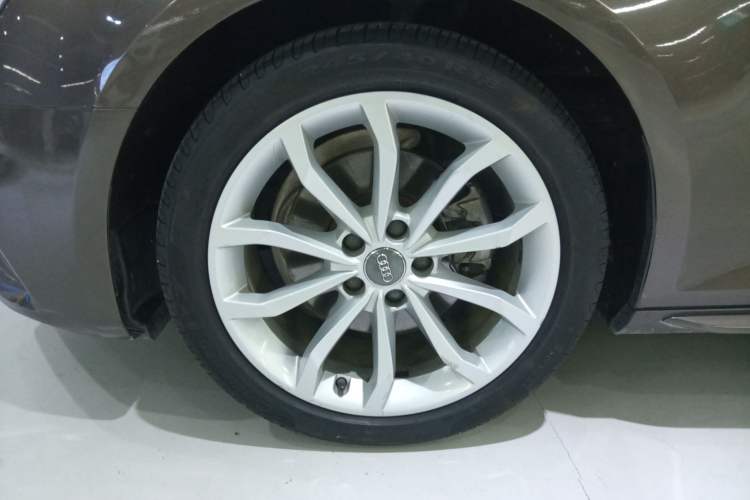 Used Audi A4L 2018 30th Anniversary Edition 40 TFSI Fashion Model