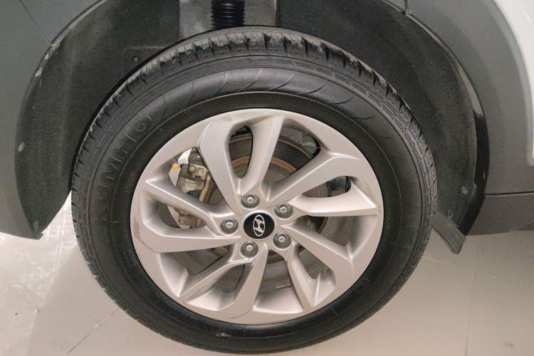 Used Hyundai Tucson 2015 1.6T Dual-Clutch Two-Wheel-Drive Smart Model
