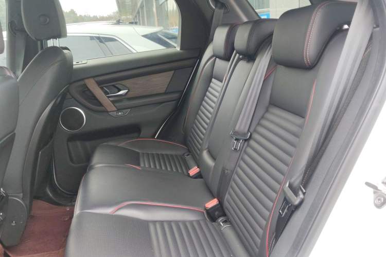 Used Land Rover Discovery Sport 2021 249 PS R-Dynamic SE Performance Tech Edition 5 Seats
