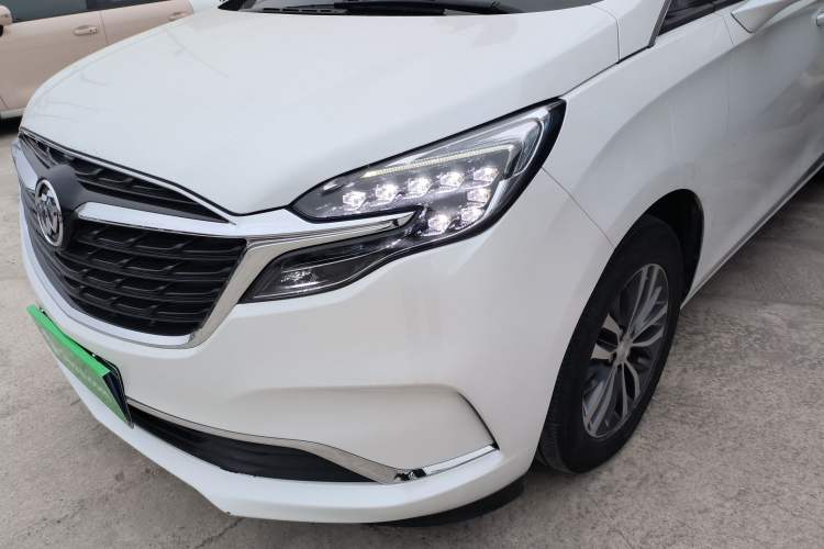 Used Buick GL8 2022 ES Landtrek 653T Comfort Edition
