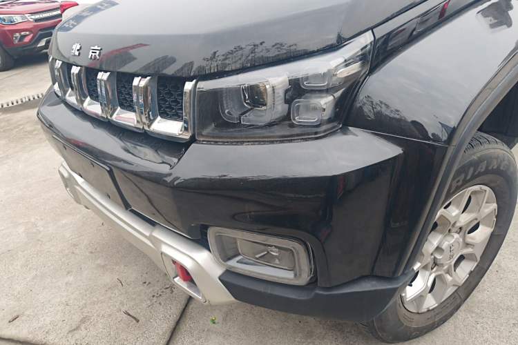 Used  BJ40 2018 2.0T Manual Diesel Four-Wheel Drive Prestige Edition
