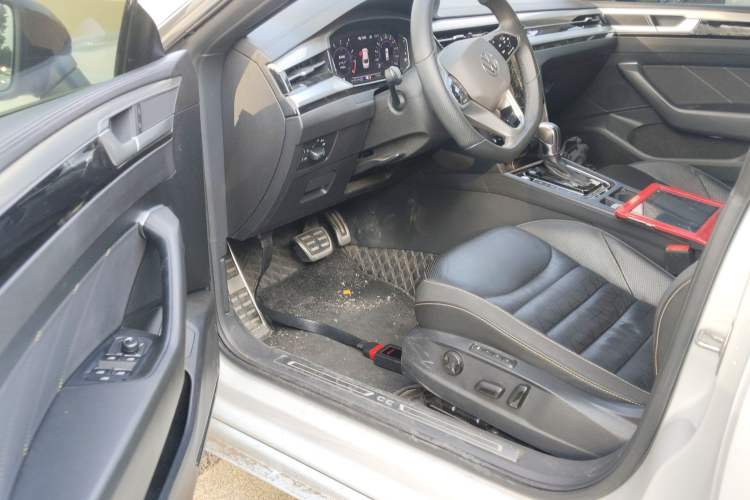 Used Volkswagen FAW-Volkswagen CC 2021 380TSI Striking Edition
