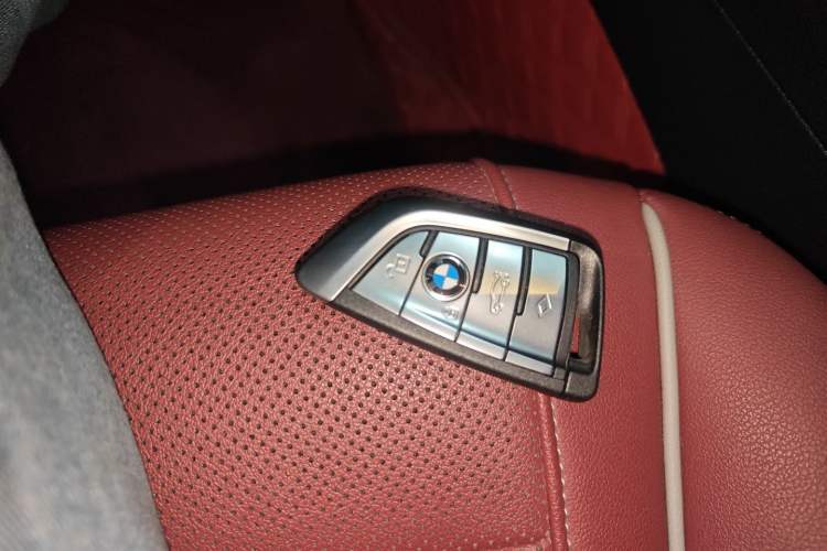 Used BMW 5 Series 2022 525Li M Sport Package