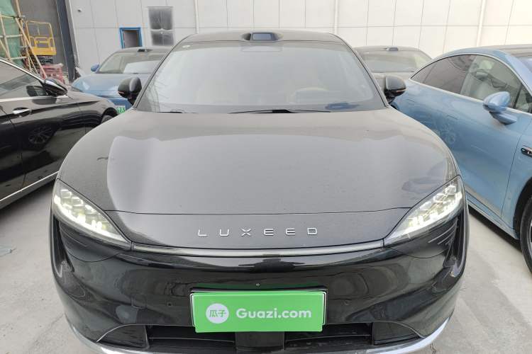 Used Hima Luxeed R7 2024 All-Electric 736 km Ultra
