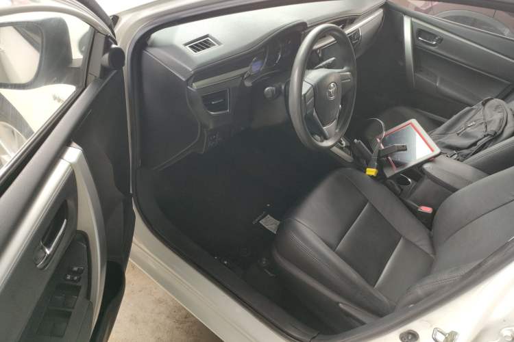 Used Toyota Corolla 2014 1.6L CVT GL
