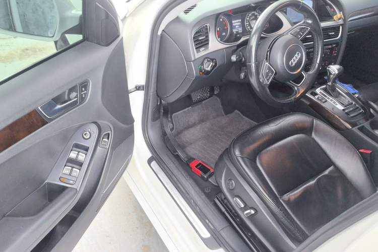 Used Audi A4L 2013 35 TFSI Automatic Standard Model
