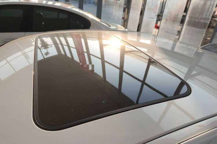 TDK.VehicleDetails.img