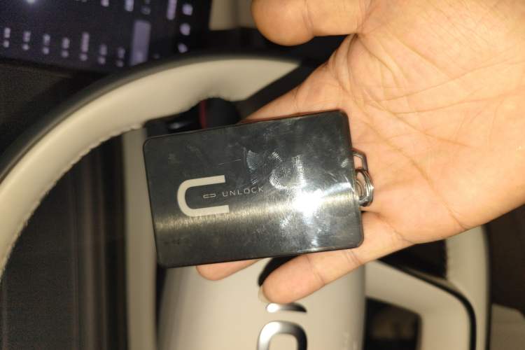 Used  Q07 2025 215 Flagship Edition
