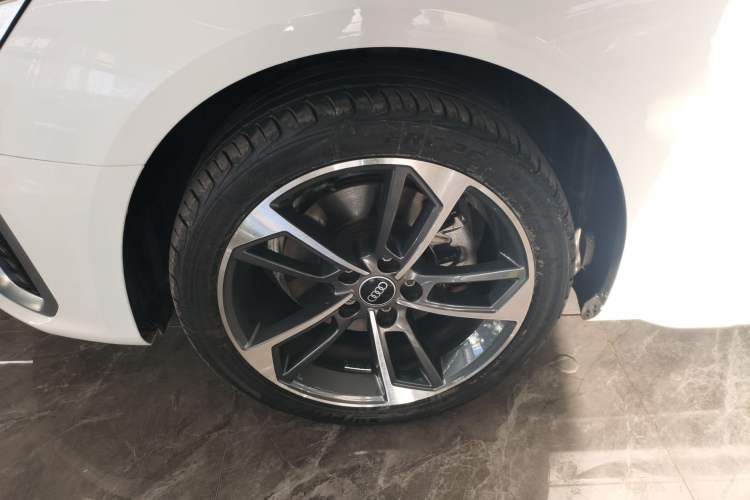 Used Audi A4L 2022 40 TFSI Fashion Dynamic Model