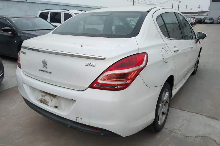 Used Peugeot 308 2014 Enjoy Edition Classic 1.6L Manual YouShang Model
