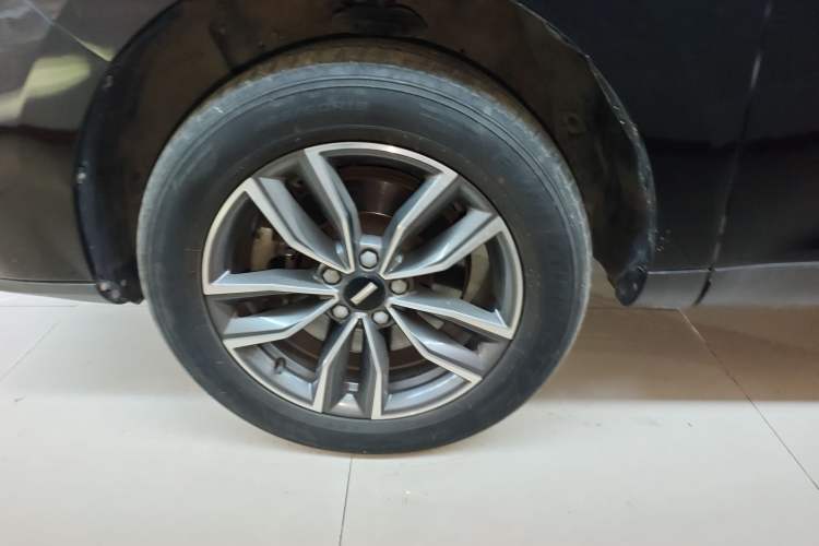 Used Wey VV5 2021 1.5T Two-Wheel Drive Smart Pioneer
