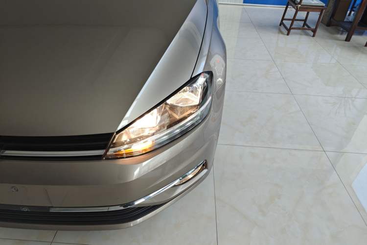 Used Volkswagen Golf 2019 1.6L Automatic Comfort Model China V Standard
