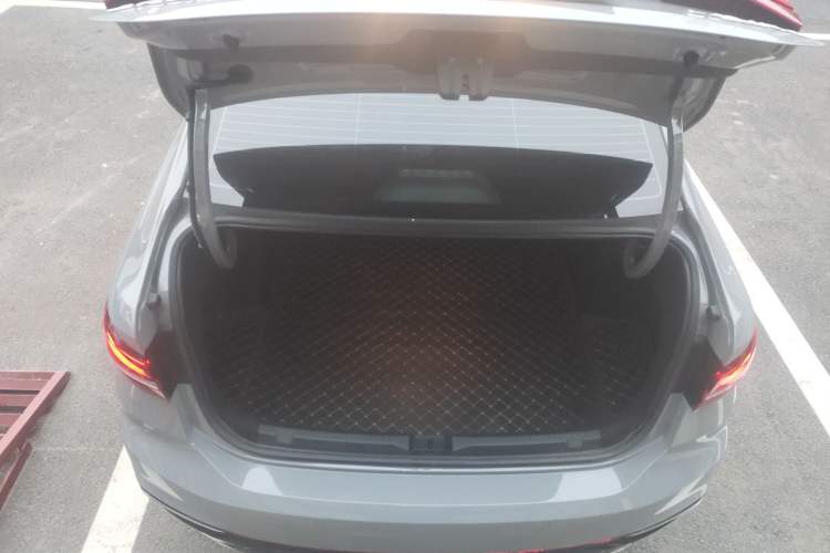 Used Volkswagen Lavida 2023 280TSI DSG Starry Sky Deluxe Edition
