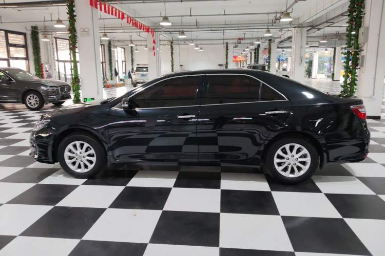 Used Toyota Camry 2016 2.0E 10th Anniversary Elite Edition