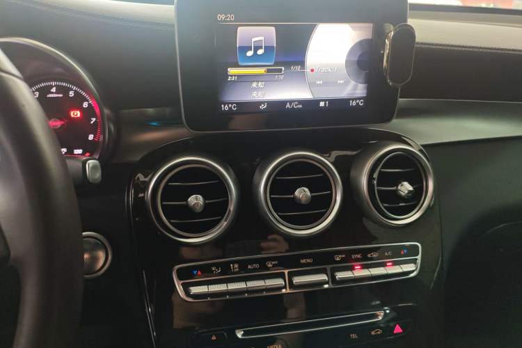 Used Mercedes-Benz GLC 2019 GLC 260 L 4MATIC Luxury Model
