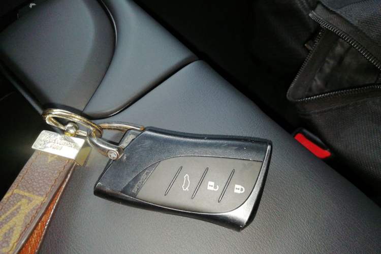 Used Lexus ES 2021 260 Excellence Edition
