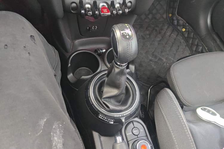 Used  MINI 2016 1.5T COOPER
