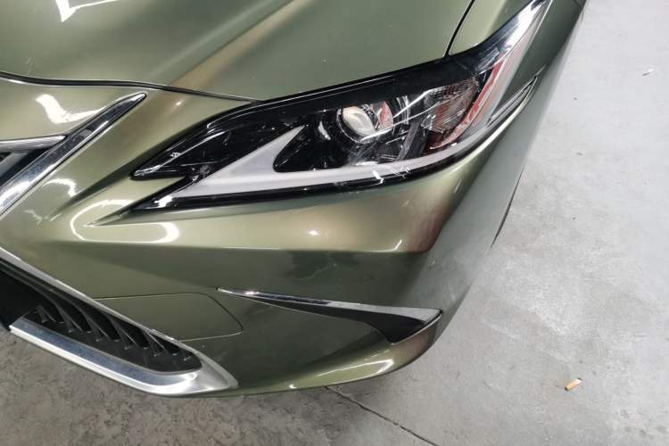 TDK.VehicleDetails.img