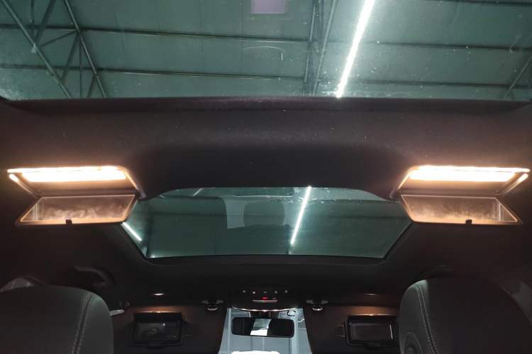 Used Mercedes-Benz GLC 2020 GLC 260 L 4MATIC Dynamic Model