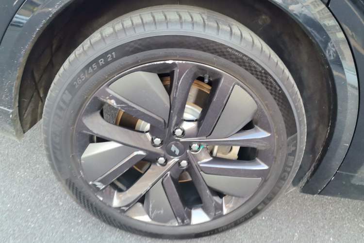 Used Li Auto L9 2023 Pro Model
