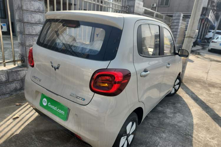 Used Wuling Hongguang MINIEV 2025 Four-Door Version Advanced Edition
