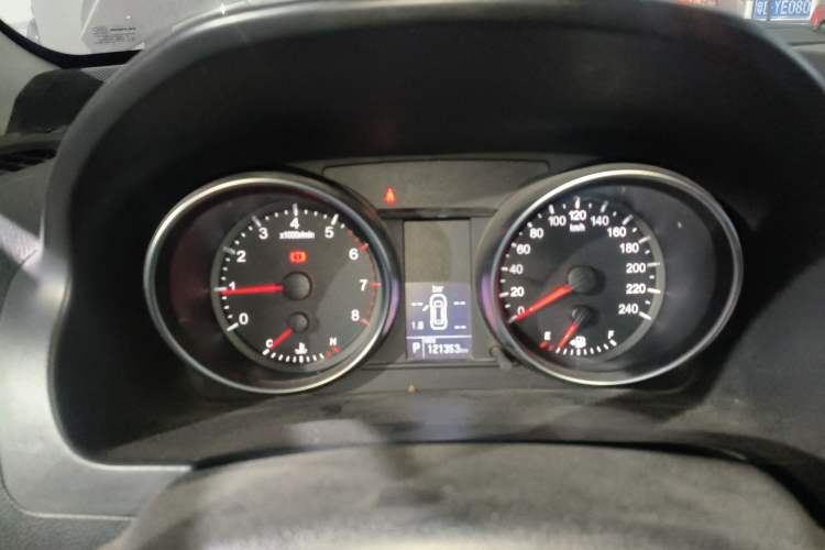 Used Haval H6 2016 Upgraded Model 1.5T Automatic Two-Wheel Drive Elite Version
