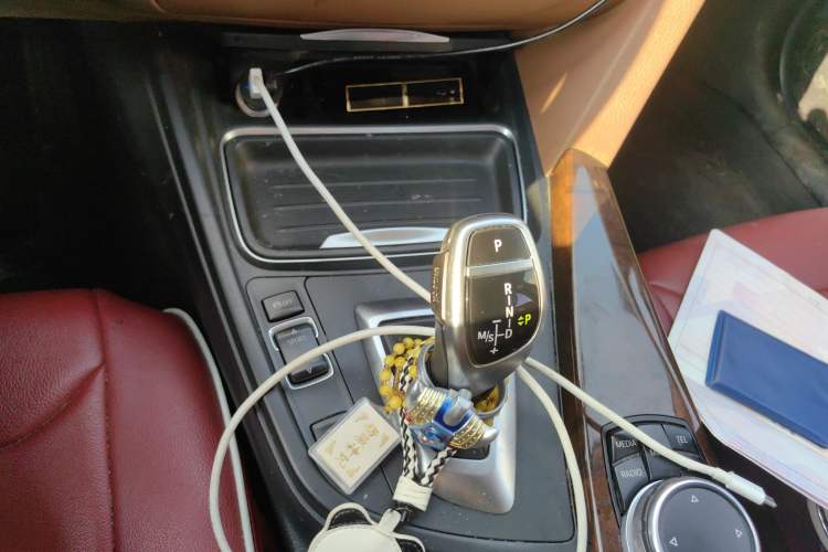 TDK.VehicleDetails.img