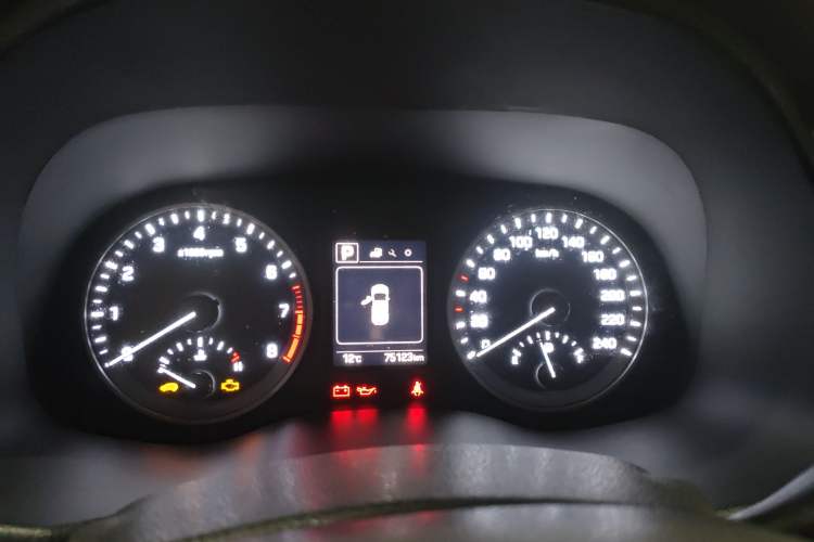 Used Hyundai Tucson 2018 1.6T Dual-Clutch Two-Wheel Drive 15th Anniversary Special Edition