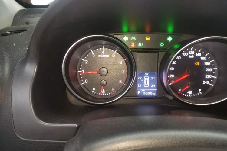 Used Haval H6 2016 Upgraded Model 1.5T Automatic Two-Wheel Drive Elite Version
