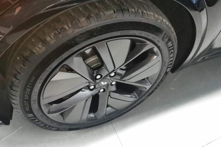 Used Li Auto L9 2024 Ultra Model
