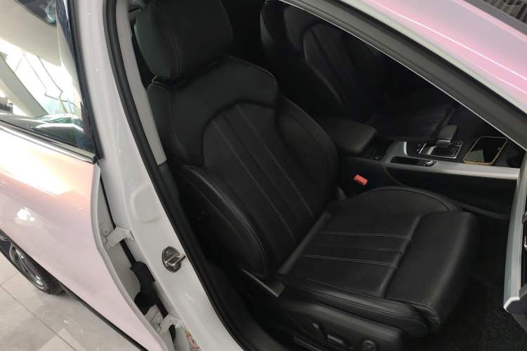 Used Audi A4L 2020 40 TFSI Fashion Dynamic Model