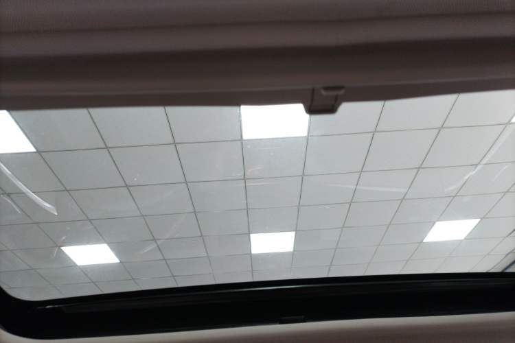 Used Buick GL8 2023 Land Executive Class 652T Luxury Model