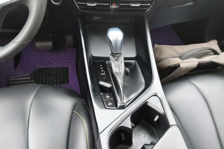 Used Roewe i5 2021 Revised Version 1.5L CVT Diamond Edition