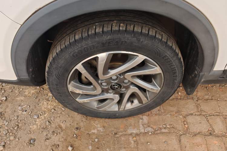 Used  Refine S3 2016 1.5L Manual Luxury Model
