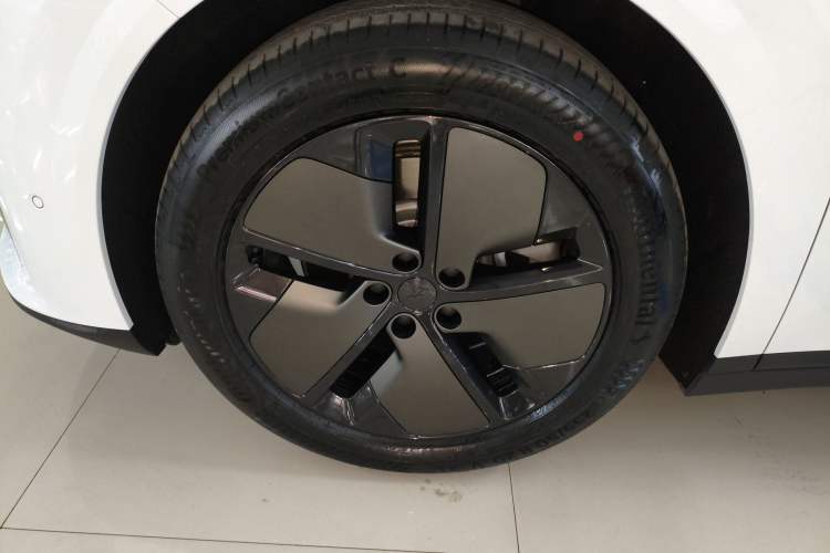 Used Li Auto Li Auto i8 2025 Standard Edition
