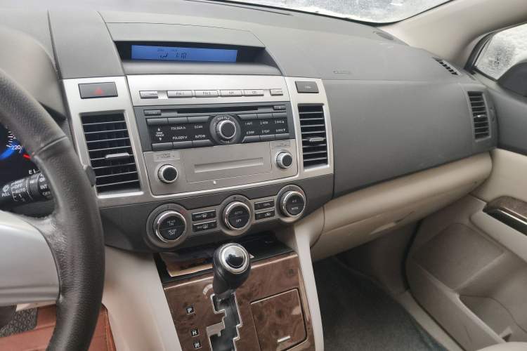 Used Mazda Mazda 8 2013 2.5L Ultimate Edition
