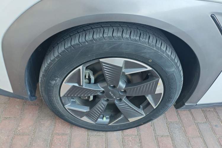 Used AION Y 2022 70 Intelligent Edition Lithium Iron Phosphate
